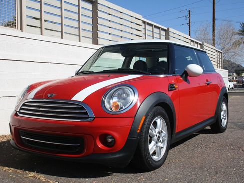 Used 2013 MINI Cooper Hardtop image 18