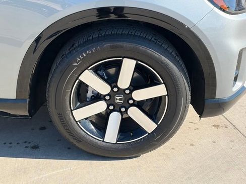 Used 2025 Honda Prologue Touring image 7