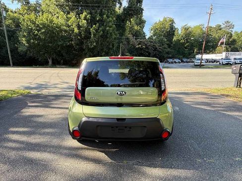 Used 2015 Kia Soul FWD image 5