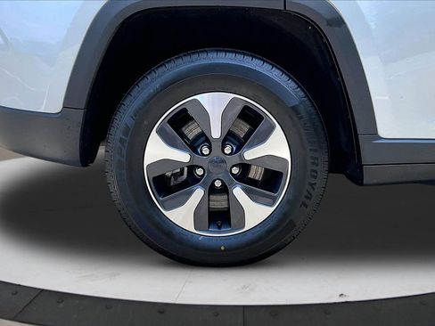 Certified 2022 Jeep Grand Cherokee Limited 4xe AWD/4WD image 36