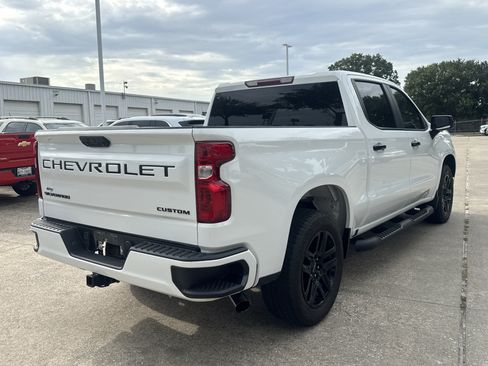 Used 2025 Chevrolet Silverado 1500 Custom w/ Turbomax Blackout Package RWD image 12
