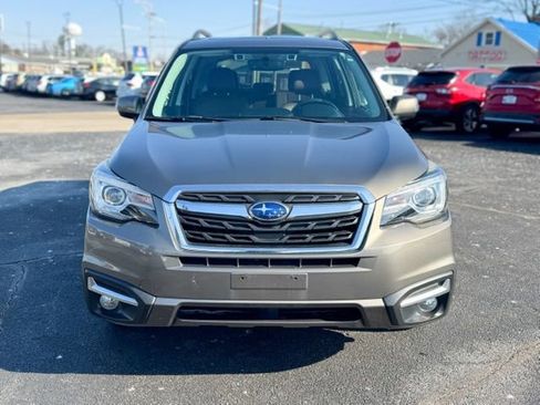 Used 2017 Subaru Forester 2.5i Touring image 2