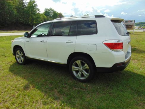 Used 2013 Toyota Highlander Limited FWD image 4