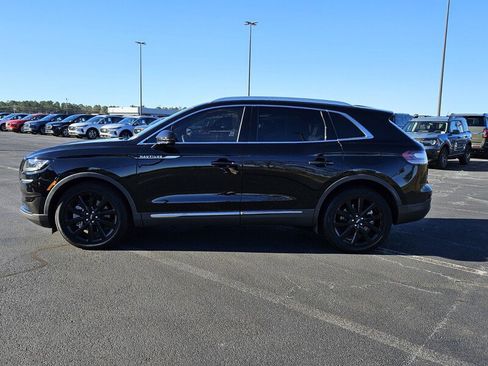 Used 2023 Lincoln Nautilus Reserve w/ Monochromatic Package image 4