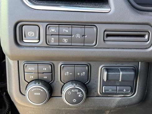 Used 2024 Chevrolet Tahoe RST w/ Sport Performance Package AWD/4WD image 22