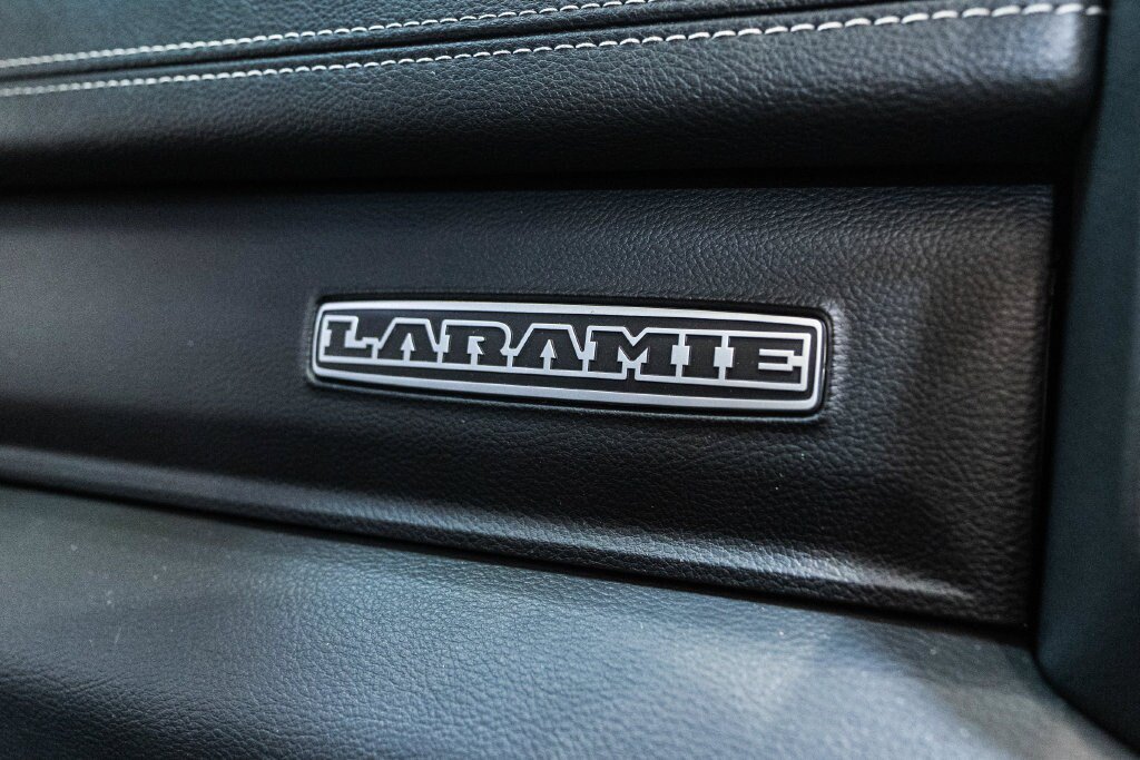 Used 2022 RAM 1500 Laramie AWD/4WD image 30