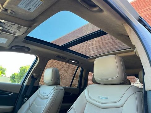 Used 2023 Cadillac XT6 Sport w/ Platinum Package AWD/4WD image 39