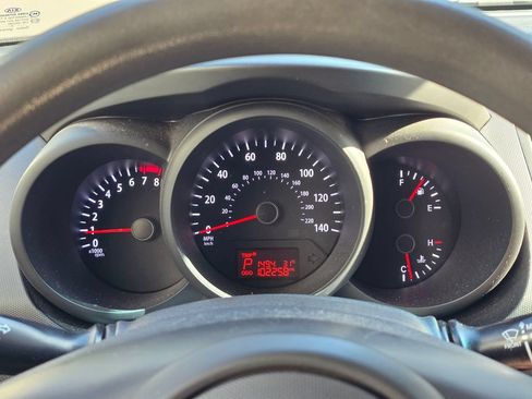 Used 2013 Kia Soul FWD image 15