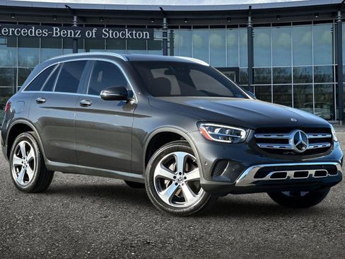 Certified 2022 Mercedes-Benz GLC 300 4MATIC w/ Premium Package Lite image 2
