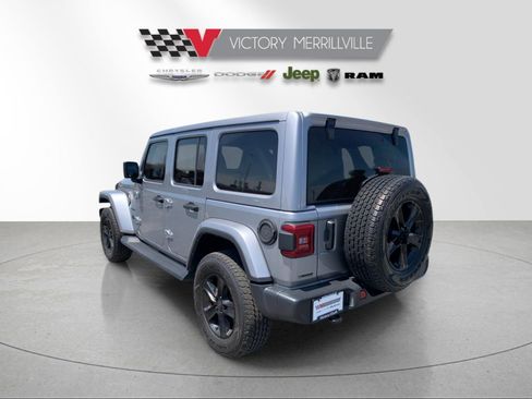 Used 2021 Jeep Wrangler Unlimited Sahara w/ Uconnect 4C Nav & Sound Group AWD/4WD image 3