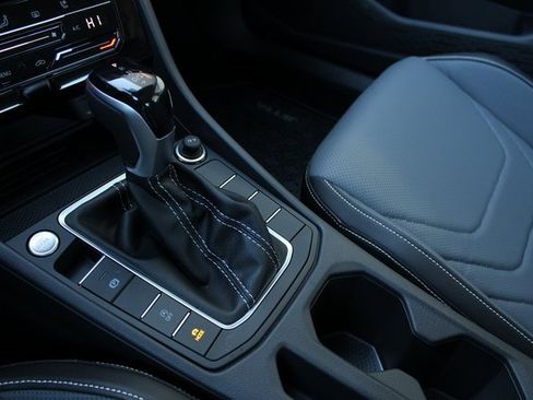 New 2026 Volkswagen Jetta SEL image 6