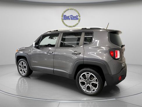 Used 2016 Jeep Renegade Limited image 5