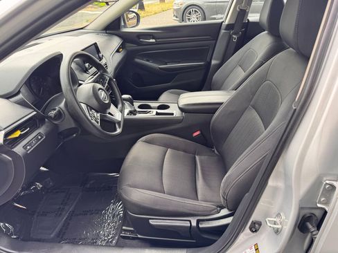 Used 2022 Nissan Altima 2.5 S image 17