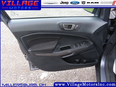 Used 2022 Ford EcoSport SE image 9