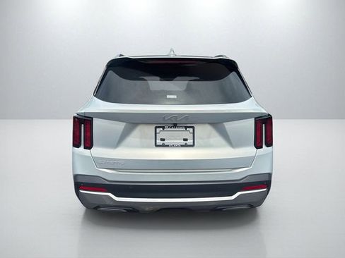 Certified 2026 Kia Sorento EX w/ EX Premium Package FWD image 6