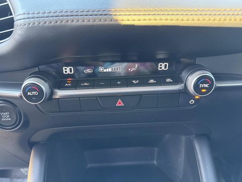 Used 2024 MAZDA MAZDA3 s image 30