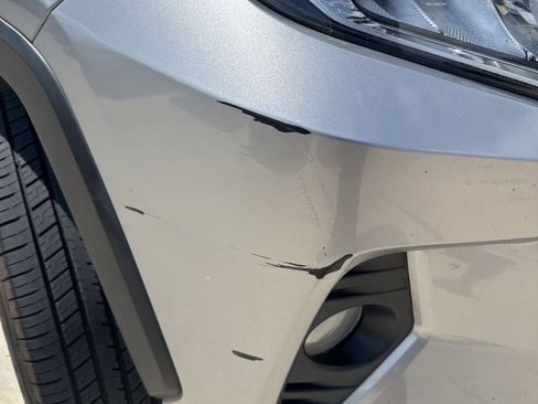 Used 2019 Toyota RAV4 XLE FWD image 29