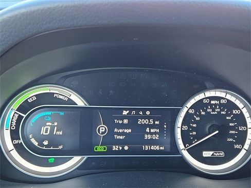 Used 2018 Kia Niro LX image 9