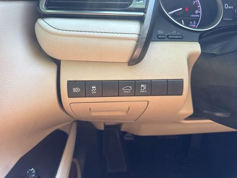 Used 2024 Toyota Camry LE FWD image 8