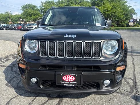 Used 2022 Jeep Renegade Latitude w/ Convenience Group AWD/4WD image 5