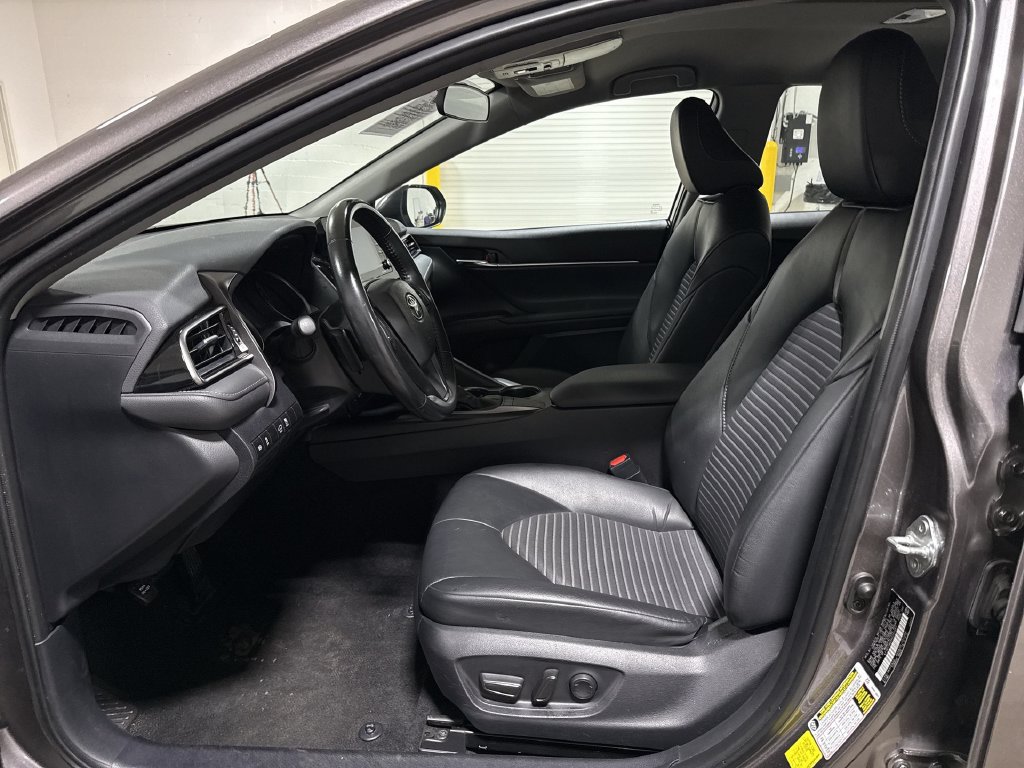 Used 2024 Toyota Camry SE FWD image 19