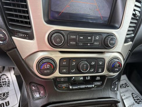 Used 2015 GMC Yukon Denali w/ Touring Package AWD/4WD image 34