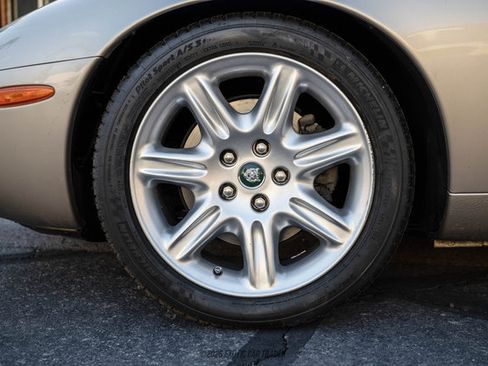 Used 2000 Jaguar XK8 Convertible RWD image 57