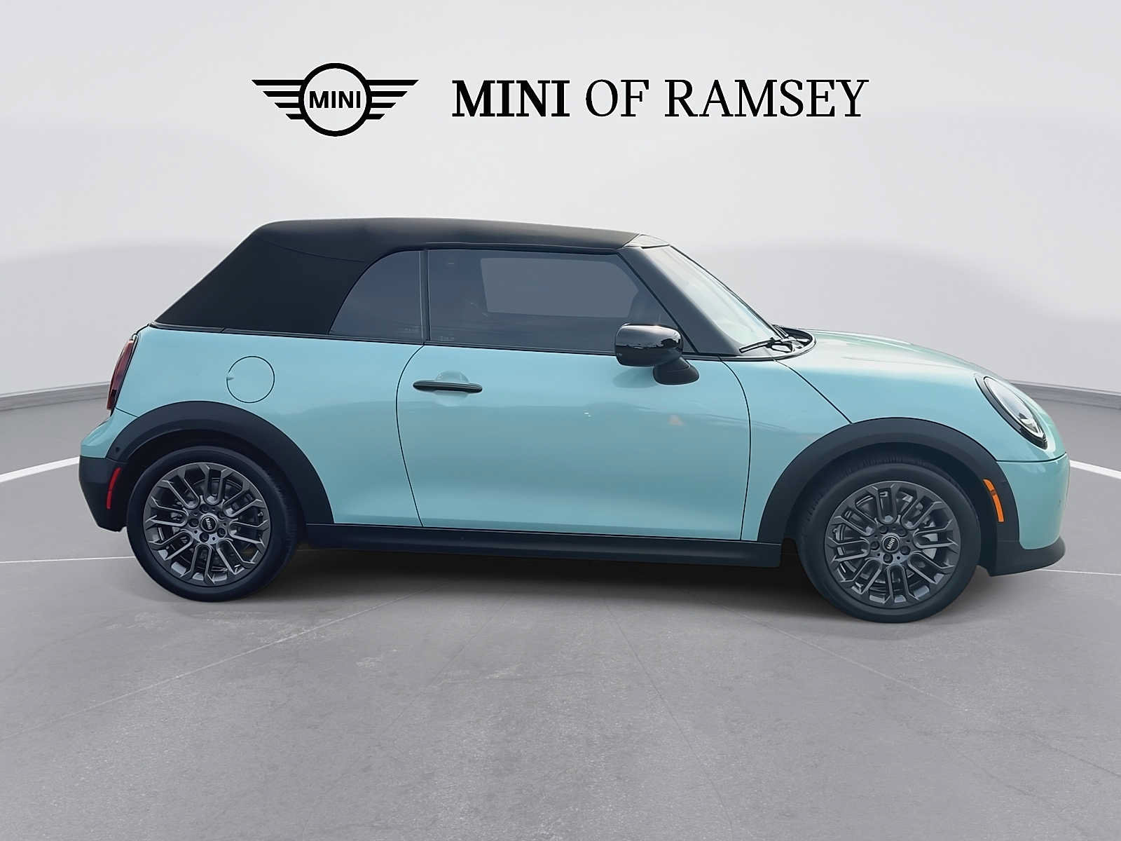 Used 2026 MINI Cooper S FWD image 9