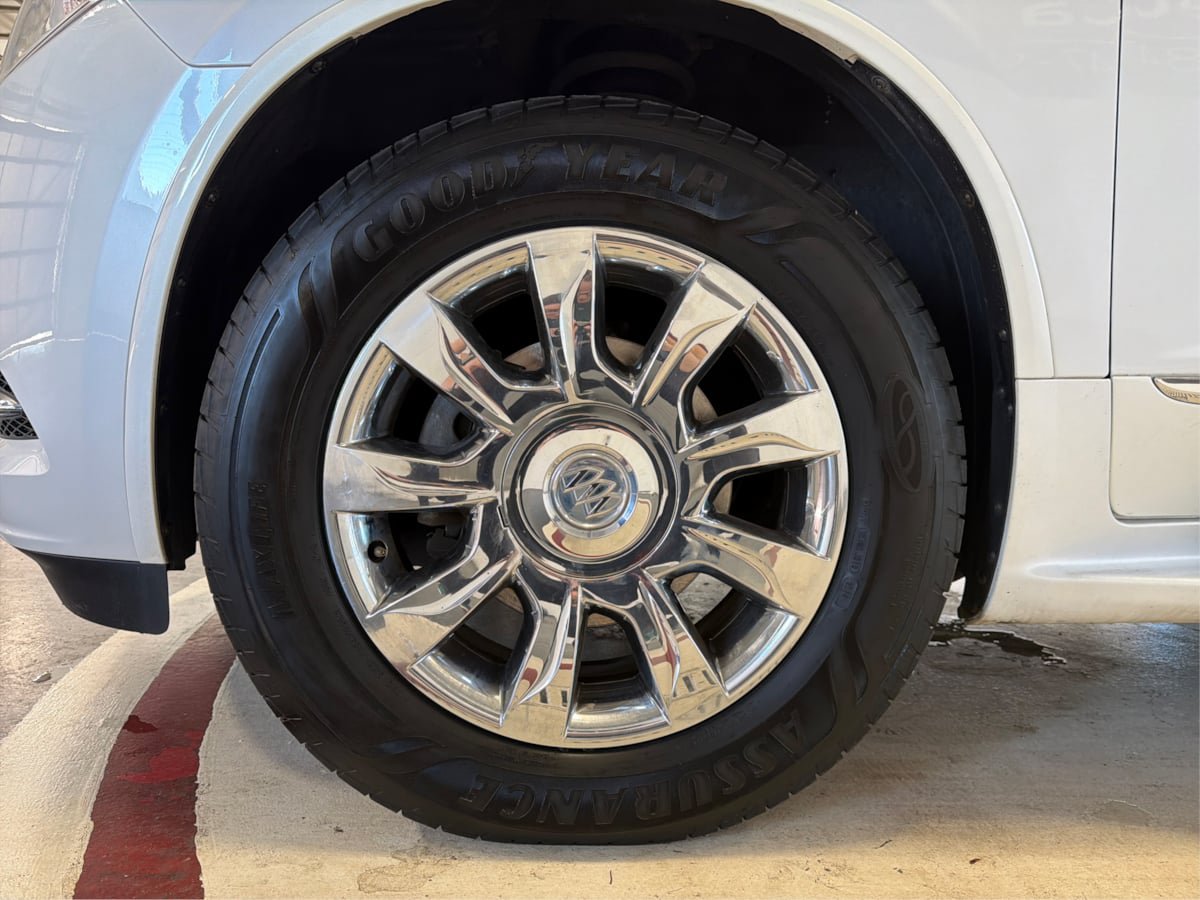 Used 2016 Buick Enclave Premium AWD/4WD image 13