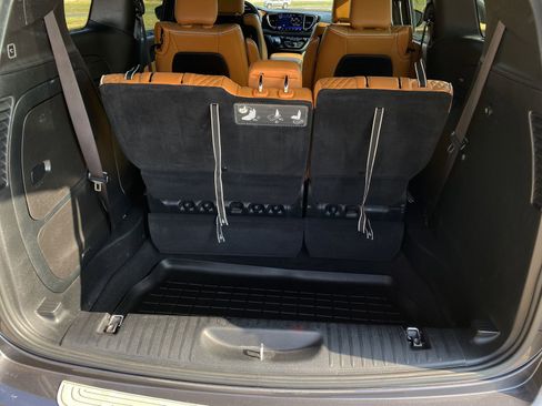 Used 2021 Chrysler Pacifica Pinnacle image 35