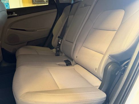 Used 2018 Hyundai Tucson SEL FWD image 12