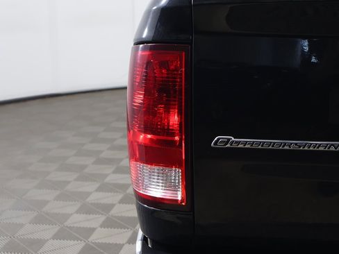 Used 2016 RAM 1500 Outdoorsman image 13