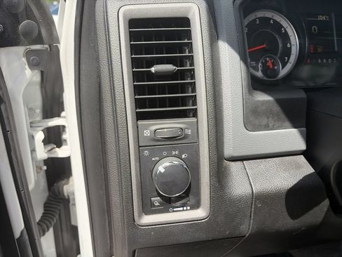 Used 2020 RAM 1500 Tradesman AWD/4WD image 20