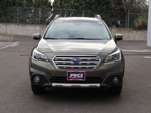 Used 2017 Subaru Outback 3.6R Limited AWD/4WD image 2