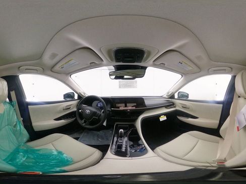 New 2026 Toyota Crown Limited image 33