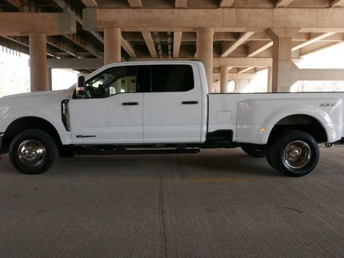 Used 2023 Ford F350 XLT image 26