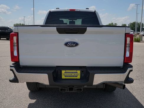 Used 2025 Ford F250 XLT AWD/4WD image 7
