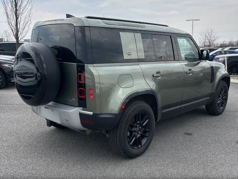 Used 2021 Land Rover Defender 110 S image 8