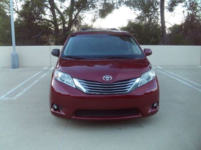 Used 2017 Toyota Sienna XLE w/ XLE Navigation Package