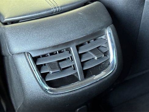 Used 2022 Chevrolet Malibu LT image 44