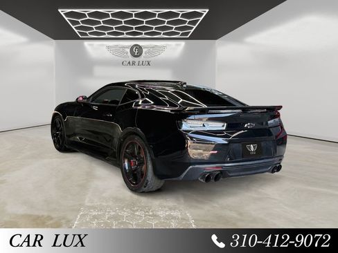 Used 2017 Chevrolet Camaro SS RWD image 3