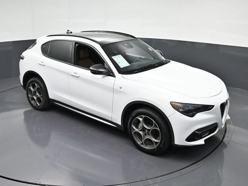 Used 2024 Alfa Romeo Stelvio Ti w/ Active Assist Plus Package AWD/4WD image 24