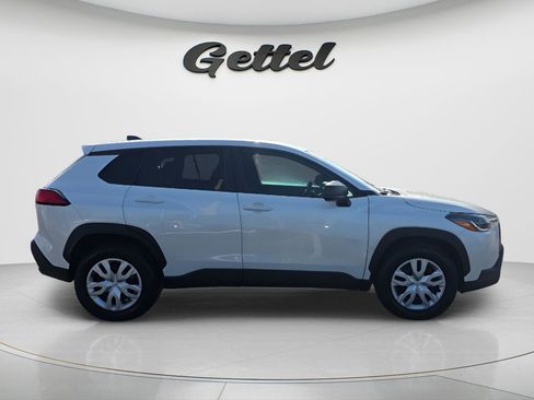 Used 2024 Toyota Corolla Cross L FWD image 4