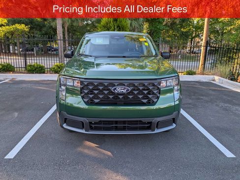 Used 2025 Ford Maverick XLT w/ XLT Luxury Package FWD image 2