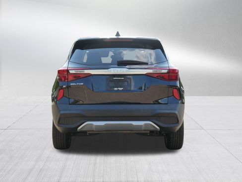 Certified 2023 Kia Seltos LX AWD/4WD image 6
