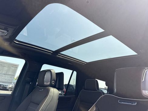 New 2026 GMC Yukon Denali Ultimate AWD/4WD image 28