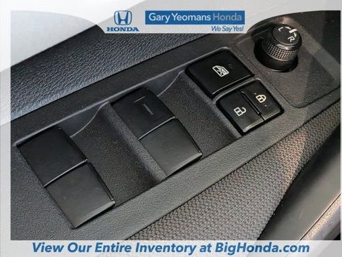 Used 2023 Toyota Corolla LE FWD image 22