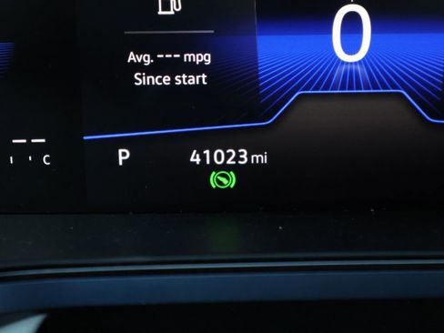 Certified 2023 Volkswagen Taos SE FWD image 30