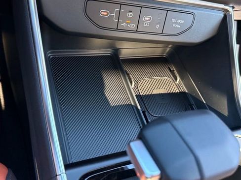 New 2026 Kia Carnival SX Prestige image 17