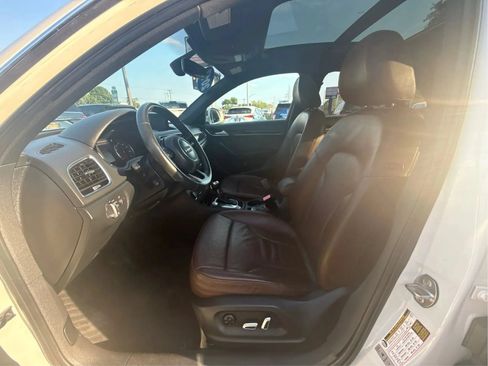 Used 2017 Audi Q3 2.0T Premium Plus w/ Premium Plus Package FWD image 5